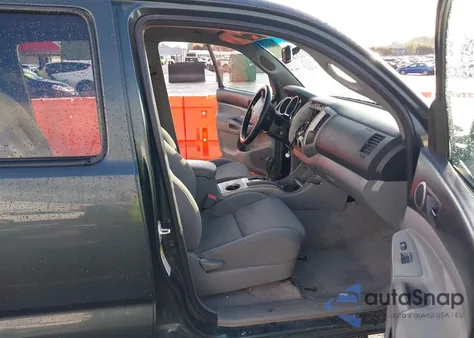 2009 Toyota Tacoma Base V6 from USA, damaged, VIN 3TMMU52N19M010221